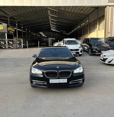 بي ام دبليو 730 2015