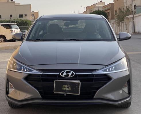 Hyundai Elantra 2019