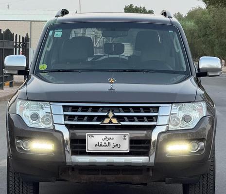 Mitsubishi Pajero 2016