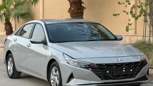 Hyundai Elantra 2021
