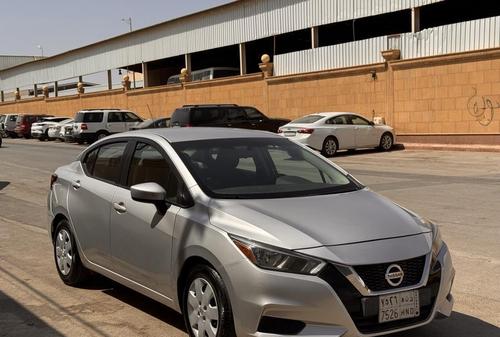 Nissan Sunny 2021