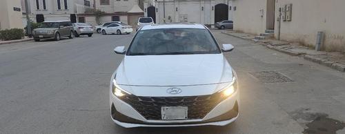 هيونداي إلنترا 2023