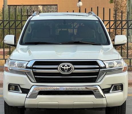 Toyota Land Cruiser 2020