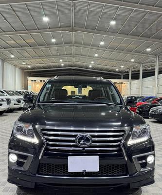 Lexus LX 570 2015