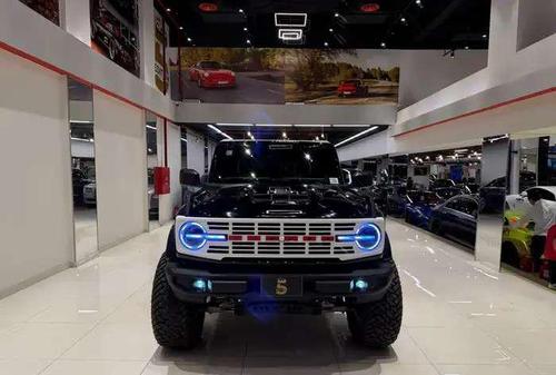 Ford Bronco 2024