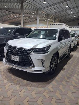 Lexus LX 570 2021