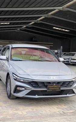 Hyundai Elantra 2024
