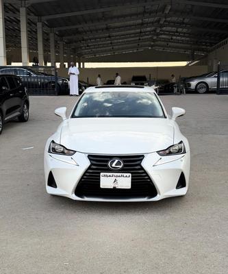 لكزس Ls 2020