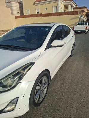 Hyundai Elantra 2015