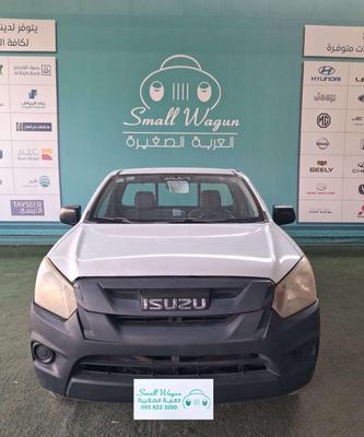 ايسوزو دى ماكس 2017
