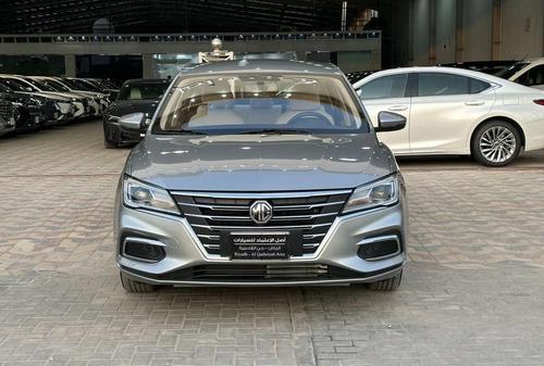 ام جى 5 2025