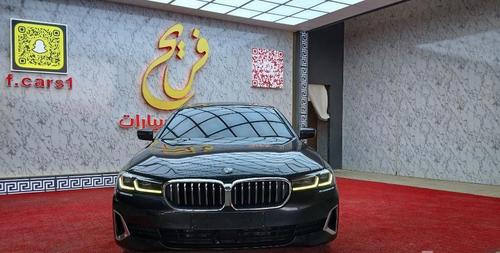 بي ام دبليو 520 2022