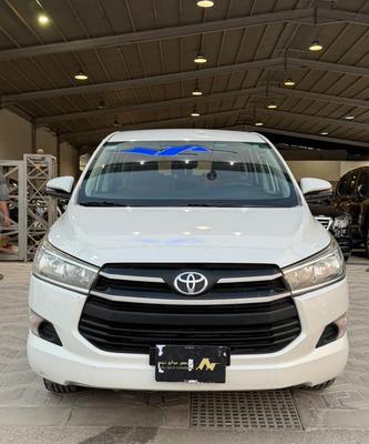 Toyota Innova 2020