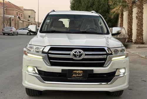 Toyota Land Cruiser 2020