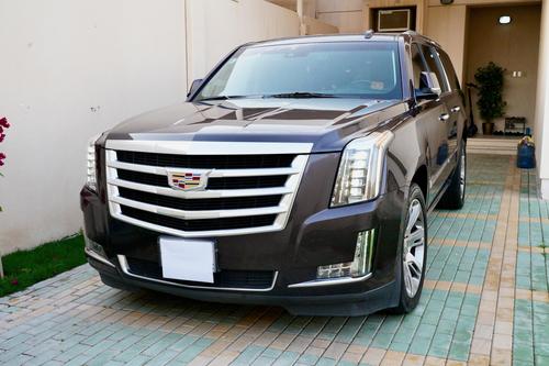 Cadillac Ecalade V 2015