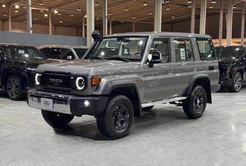 Toyota Land Cruiser 70 2024