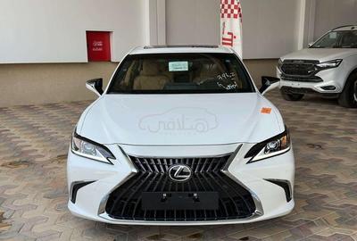 Lexus Es 2025