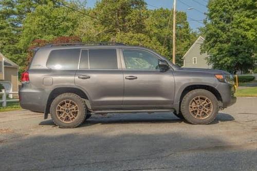 Toyota Land Cruiser 2021