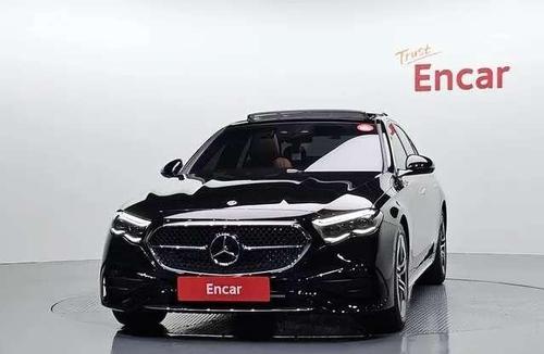 Mercedes E 300 2025