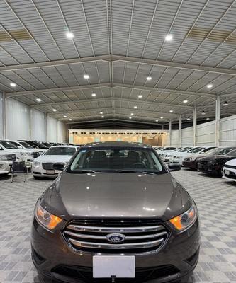 Ford Taurus 2015
