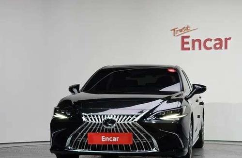 Lexus ES 300 2026