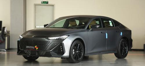 شانجان UNI-V 2026