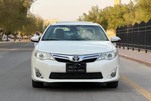 تويوتا كامري 2015