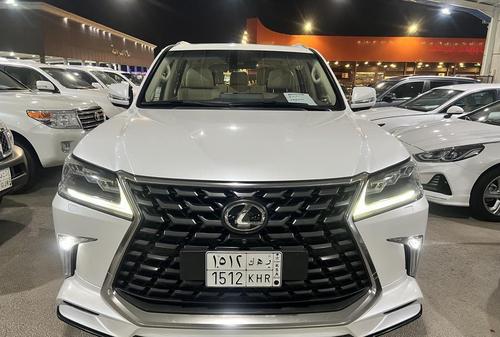 Lexus LX 570 2021