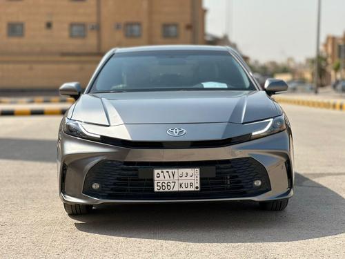 تويوتا كامري 2025