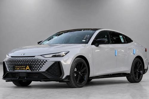 شانجان UNI-V 2026