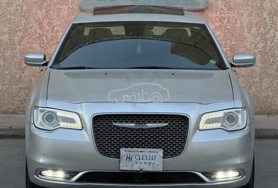 كرايسلر 300 2022