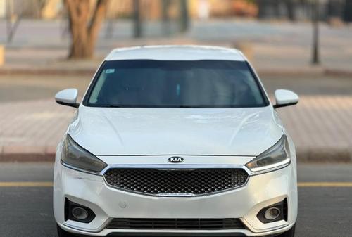 Kia Cadenza 2018