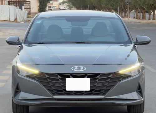 هيونداي إلنترا 2023