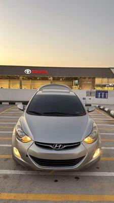 هيونداي إلنترا 2014
