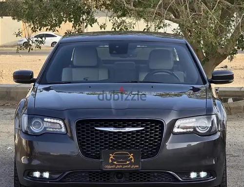 Chrysler 300 2021