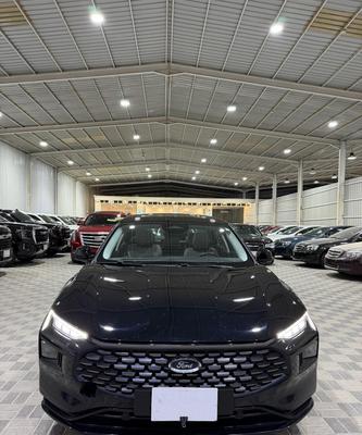 Ford Taurus 2024