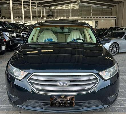 Ford Taurus 2014