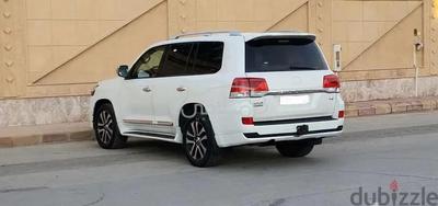 Toyota Land Cruiser 2010