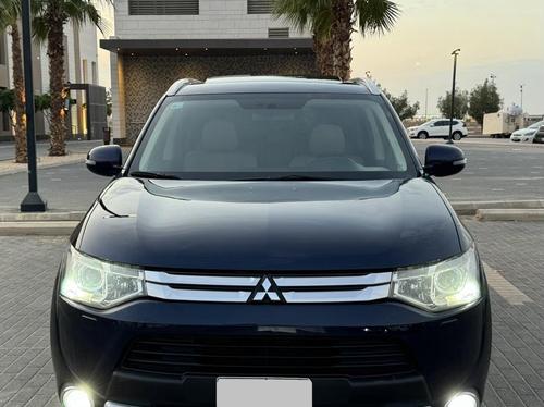 Mitsubishi Outlander 2015