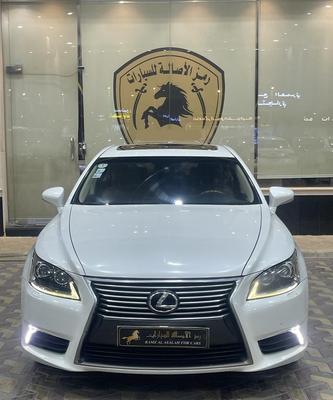 لكزس أخرى 2015