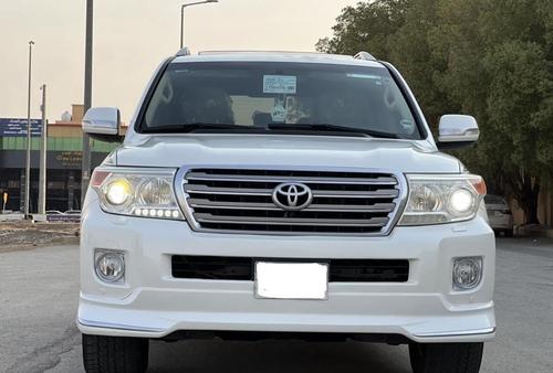 Toyota Land Cruiser 2014