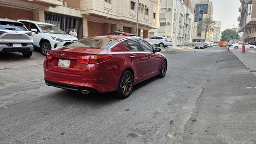 كيا اوبتيما 2015