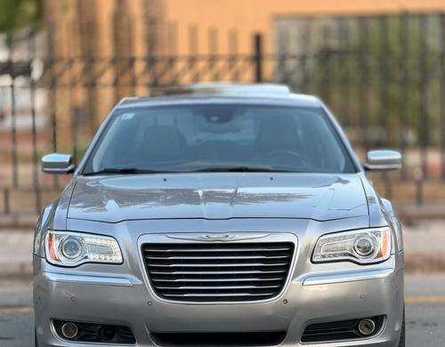 كرايسلر 300 2014
