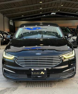 Ford Taurus 2021