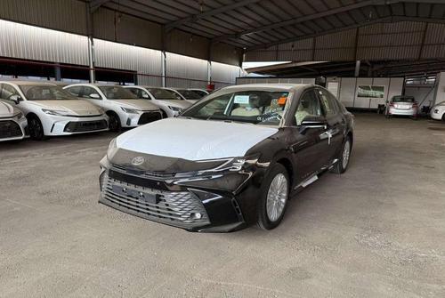 Toyota Camry 2026