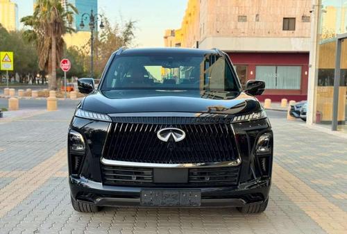 انفينيتي QX80 2025