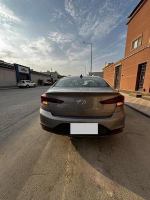 Hyundai Elantra 2020