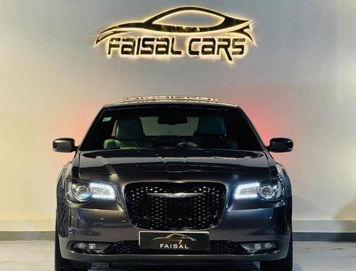 Chrysler 300 2019