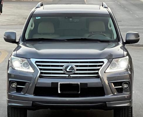 Lexus LX 570 2013