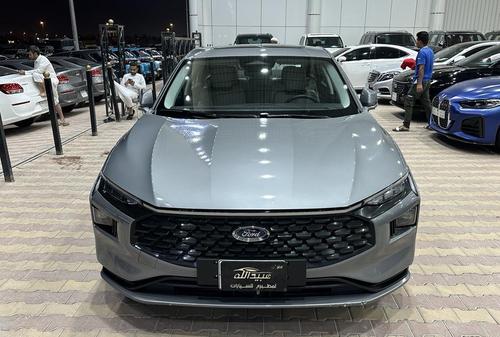 Ford Taurus 2025